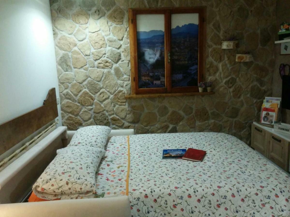 Casetta Next To The Creek Dino Buzzati Belluno Luaran gambar